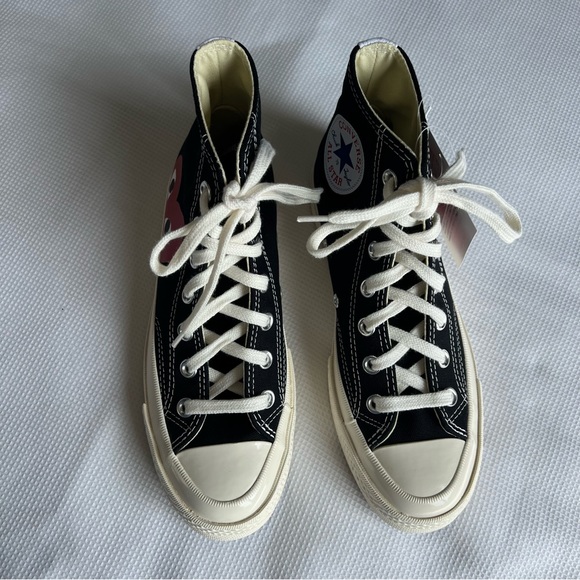 Converse x Comme des Garçons PLAY Chuck 70 Sneakers - Picture 4 of 13